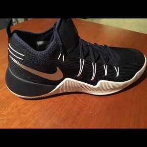 Nike hypershift sneakers